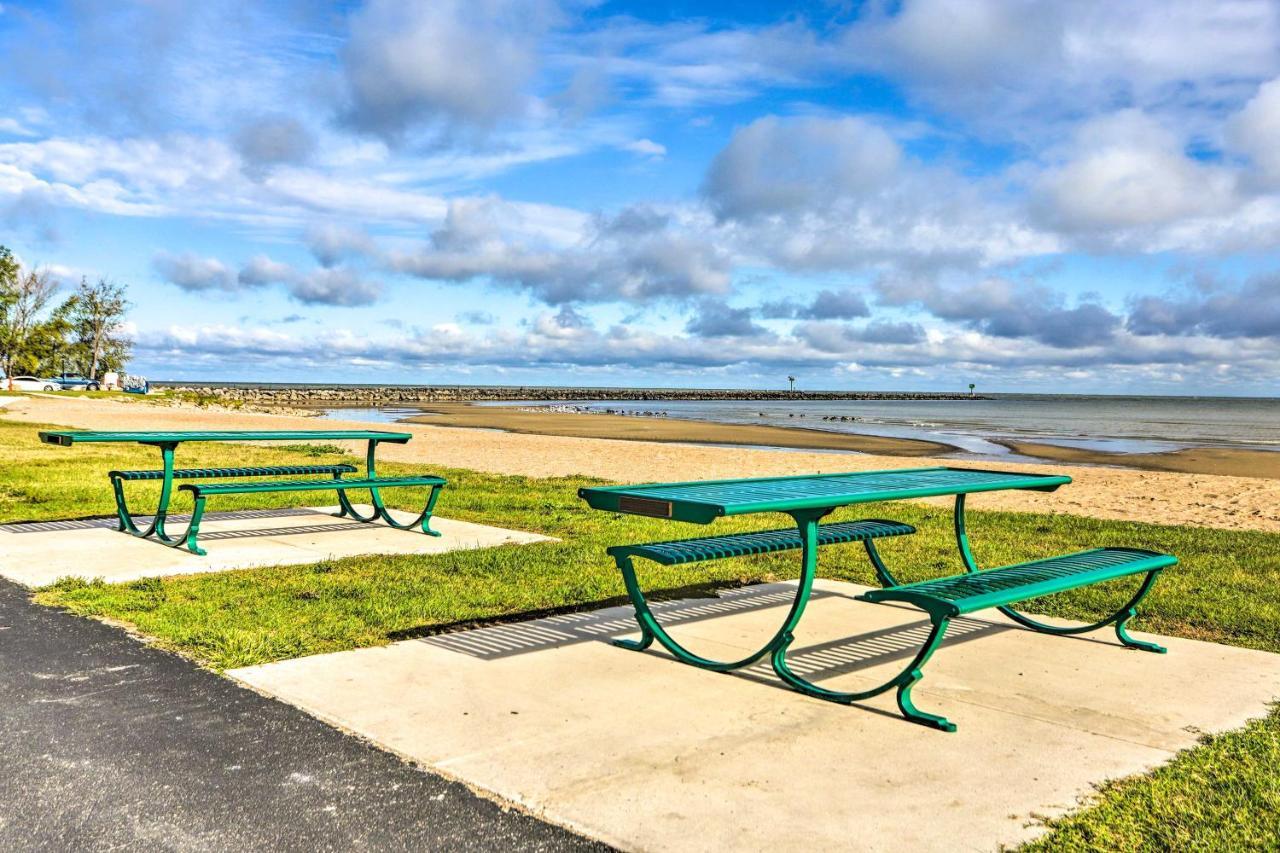 Sweetwater Hideaway - Blocks To Lake Erie! Port Clinton Exterior photo